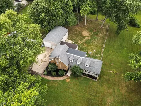 2019 E 52nd St, Ashtabula, OH 44004 photo 36