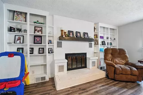 2019 E 52nd St, Ashtabula, OH 44004 photo 7