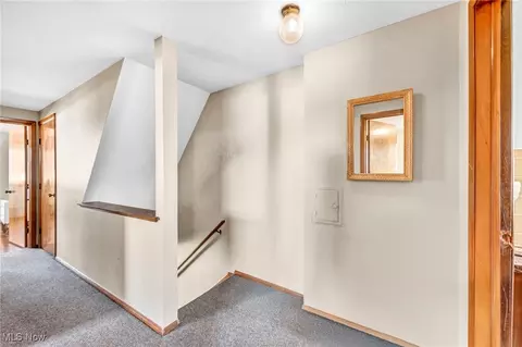 547 E 208th St, Euclid, OH 44119 photo 32