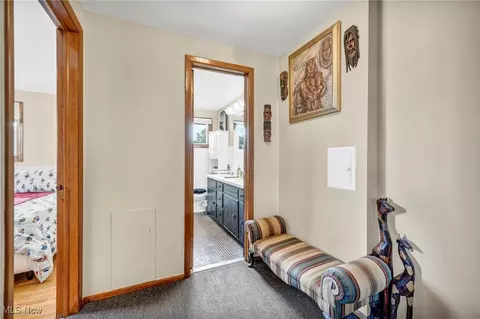 547 E 208th St, Euclid, OH 44119 photo 15