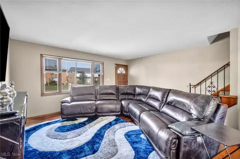 547 E 208th St, Euclid, OH 44119 photo 20