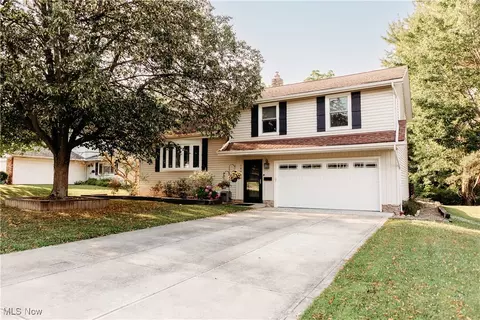 1909 Laurel Dr, Twinsburg, OH 44087