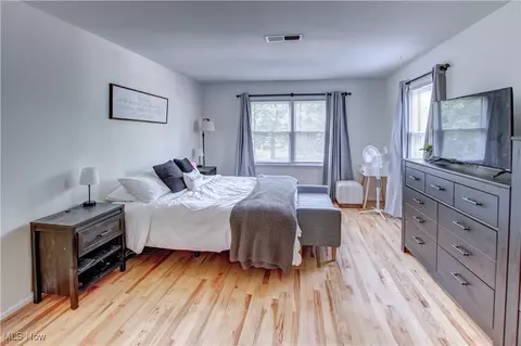 Bedroom - 623 Beech St, Oberlin, OH 44074 photo 1 of 4