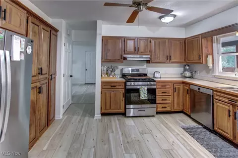 Kitchen - 623 Beech St, Oberlin, OH 44074 photo 1 of 4