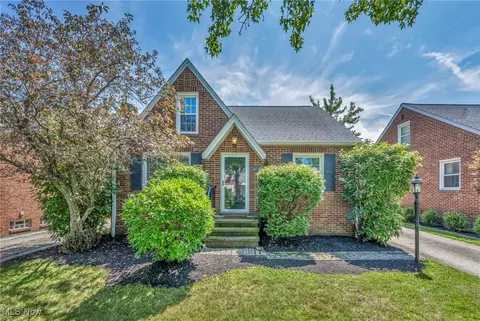14733 Harley Ave, Cleveland, OH 44111