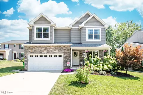 4302 Butterfly Cir, Brunswick Hills, OH 44256