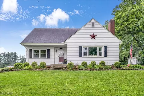 3584 Northampton Rd, Cuyahoga Falls, OH 44223
