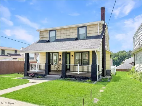 1810 Mary Ave, Steubenville, OH 43952