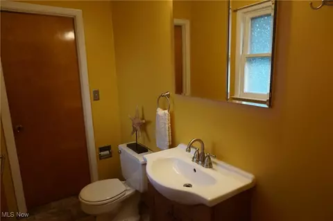 1037 Elk Dr, Ashtabula, OH 44004 photo 20