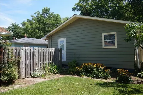 1037 Elk Dr, Ashtabula, OH 44004 photo 29