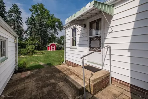2917 21st St NW, Canton, OH 44708 photo 4