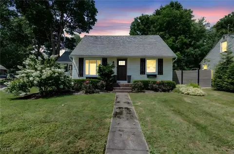 10787 Park St, Mantua, OH 44255