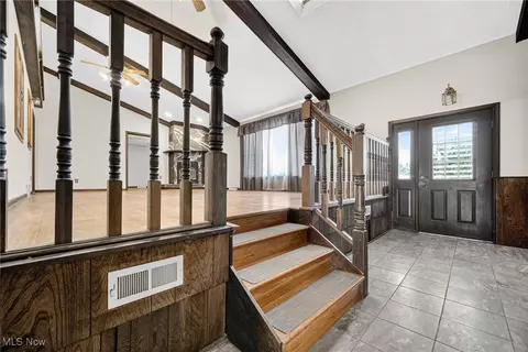Entry Way - 100 E Decker Dr, Seven Hills, OH 44131 photo 1 of 3