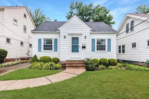 4118 Elmore Rd, Fairview Park, OH 44126