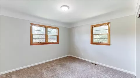 34775 Aurora Rd, Solon, OH 44139 photo 18