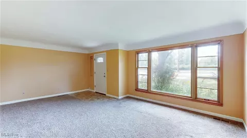 34775 Aurora Rd, Solon, OH 44139 photo 6