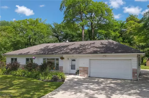 34775 Aurora Rd, Solon, OH 44139