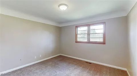 34775 Aurora Rd, Solon, OH 44139 photo 16