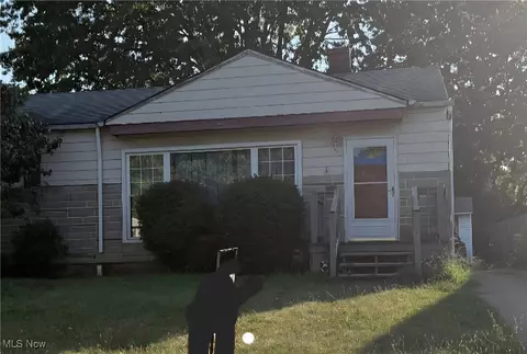 1572 Empire Rd, Wickliffe, OH 44092