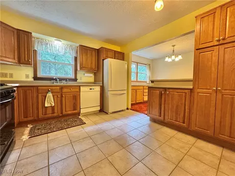 6925 Colleen Dr, Boardman, OH 44512 photo 11