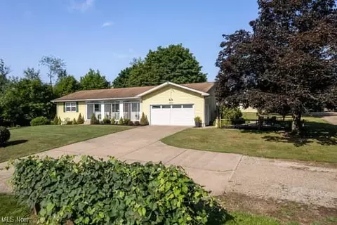 1842 Jacoby Rd, Akron, OH 44321