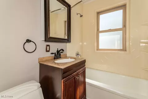1709 Douglas Rd, Wickliffe, OH 44092 photo 21