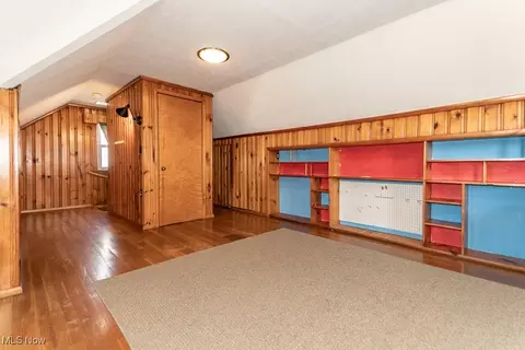 1709 Douglas Rd, Wickliffe, OH 44092 photo 3