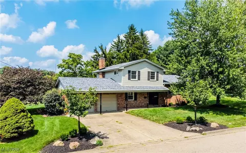 237 Harbel Dr, Saint Clairsville, OH 43950