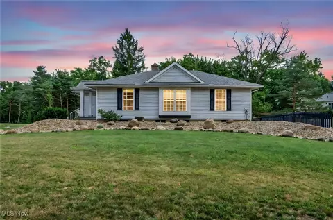 794 Sturbridge Dr, Medina, OH 44256