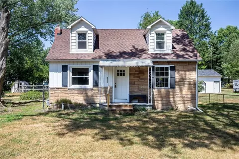 2117 Delaware Ave, Akron, OH 44312