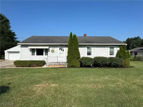 326 Annis Rd, South Amherst, OH 44001