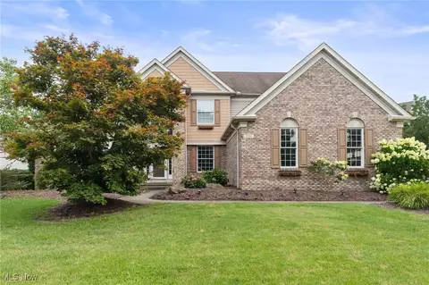 2916 Alling Dr, Twinsburg, OH 44087
