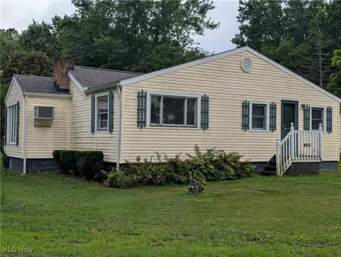 3918 Bushey Ave, Norton, OH 44203