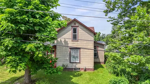 245 E Arch St, Mansfield, OH 44902 photo 3