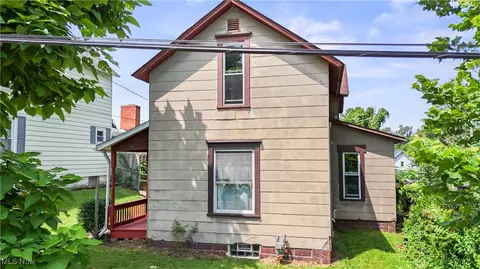 245 E Arch St, Mansfield, OH 44902 photo 2