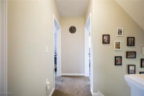 Entry Way - 208 Maple St, Baltic, OH 43804 photo 6 of 8