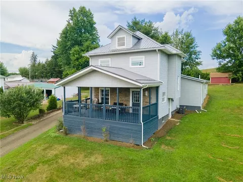 Exterior - 208 Maple St, Baltic, OH 43804 photo 3 of 12