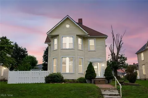 519 Thurman St, Zanesville, OH 43701