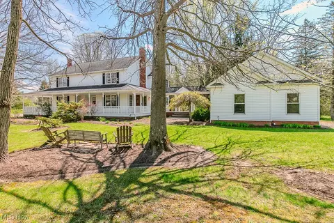 14110 Caves Rd, Novelty, OH 44072