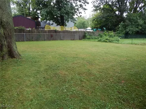 173 Brace Ave, Elyria, OH 44035 photo 19