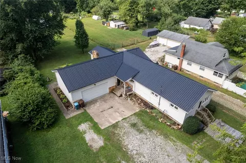 862 E Overton Dr, Akron, OH 44319 photo 8