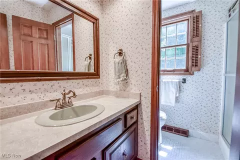 Bath - 2439 Beechersbrook Ln, Madison, OH 44057 photo 1 of 5