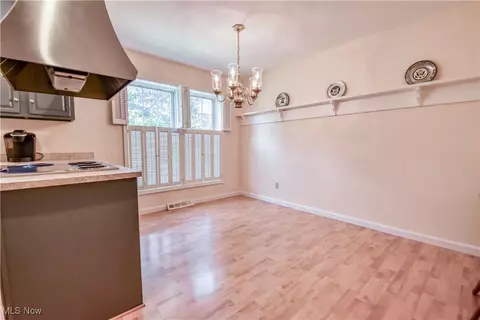Dining - 2439 Beechersbrook Ln, Madison, OH 44057 photo 2 of 2
