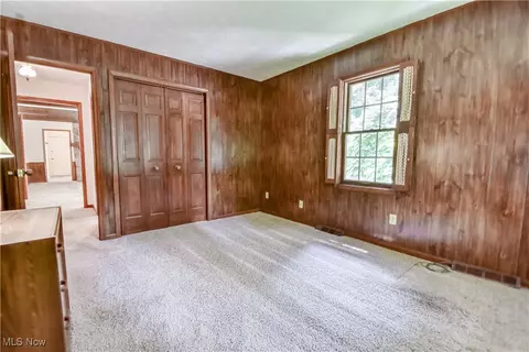 Bedroom - 2439 Beechersbrook Ln, Madison, OH 44057 photo 1 of 11