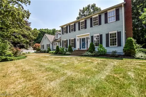 Exterior - 2439 Beechersbrook Ln, Madison, OH 44057 photo 2 of 10