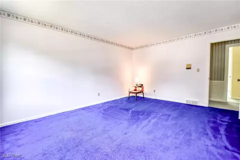 Bedroom - 2439 Beechersbrook Ln, Madison, OH 44057 photo 8 of 11
