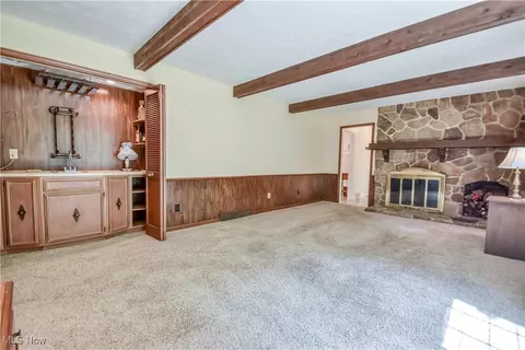 Living - 2439 Beechersbrook Ln, Madison, OH 44057 photo 5 of 6