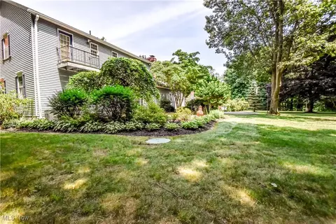 Exterior - 2439 Beechersbrook Ln, Madison, OH 44057 photo 9 of 10