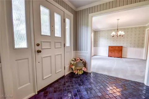 Entry Way - 2439 Beechersbrook Ln, Madison, OH 44057 photo 1 of 1