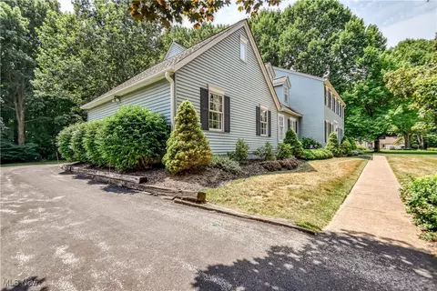 Exterior - 2439 Beechersbrook Ln, Madison, OH 44057 photo 3 of 10
